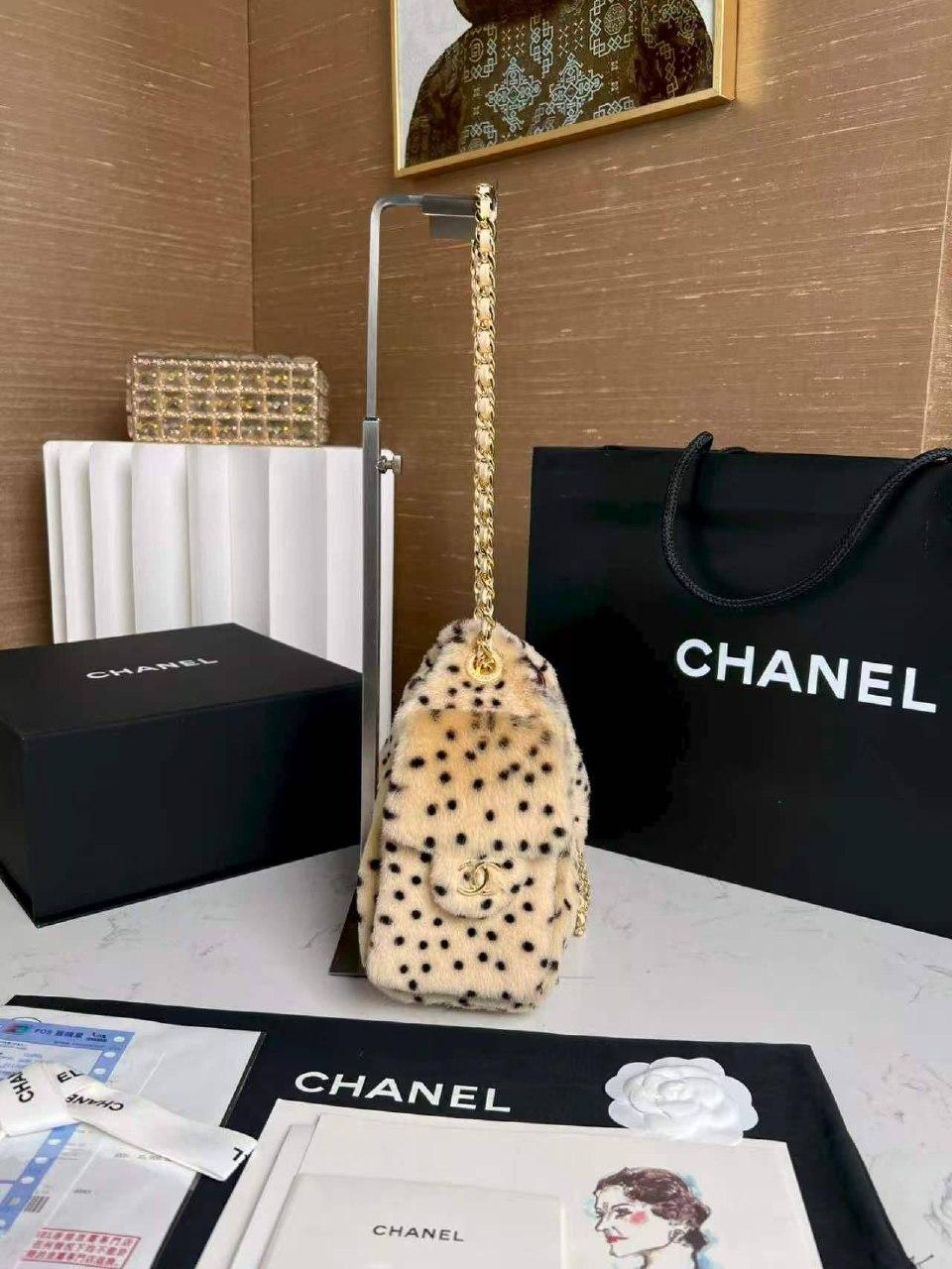 Product thumb gallery 4