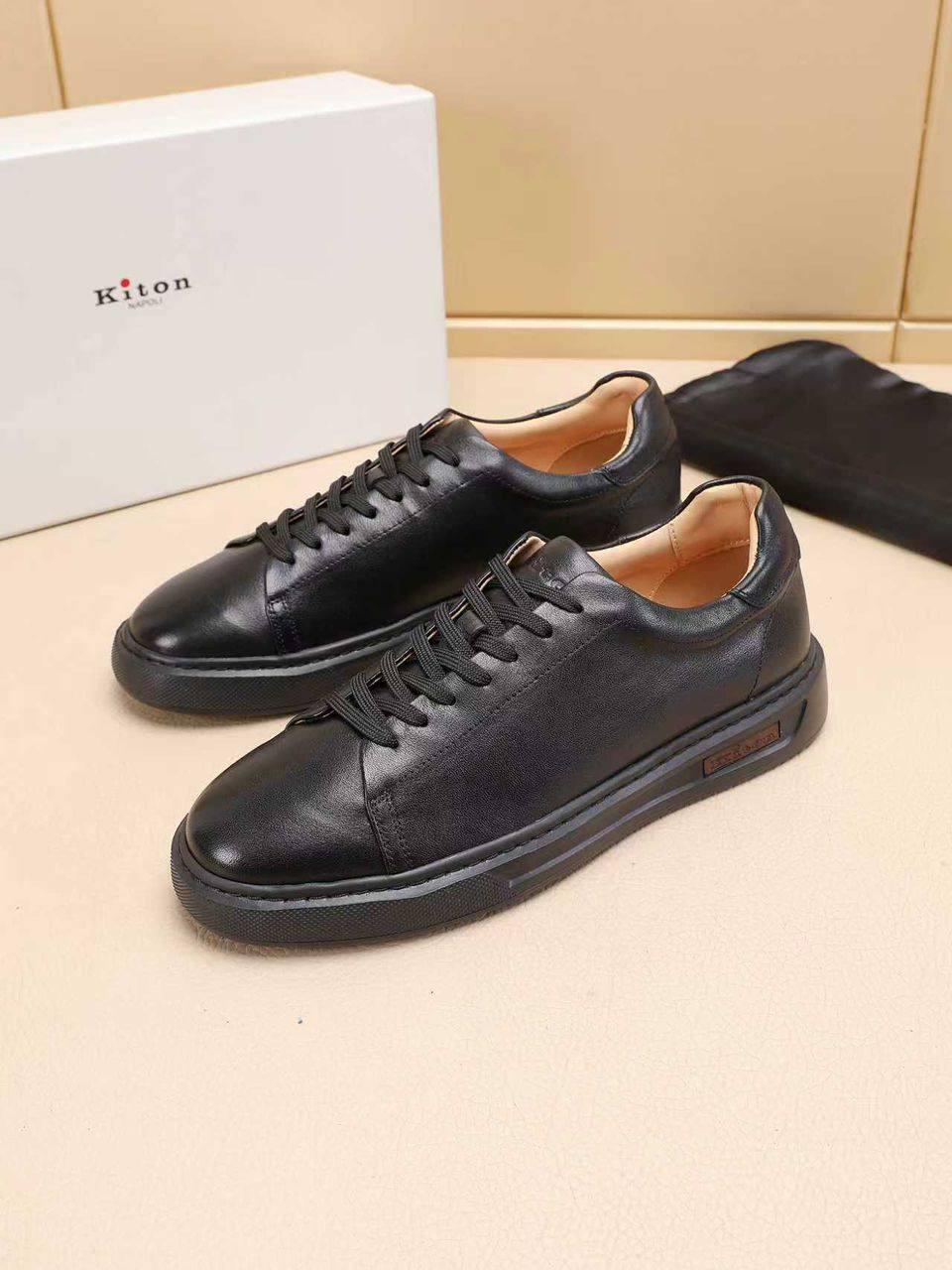 Мужские туфли Kiton из натуральной кожи