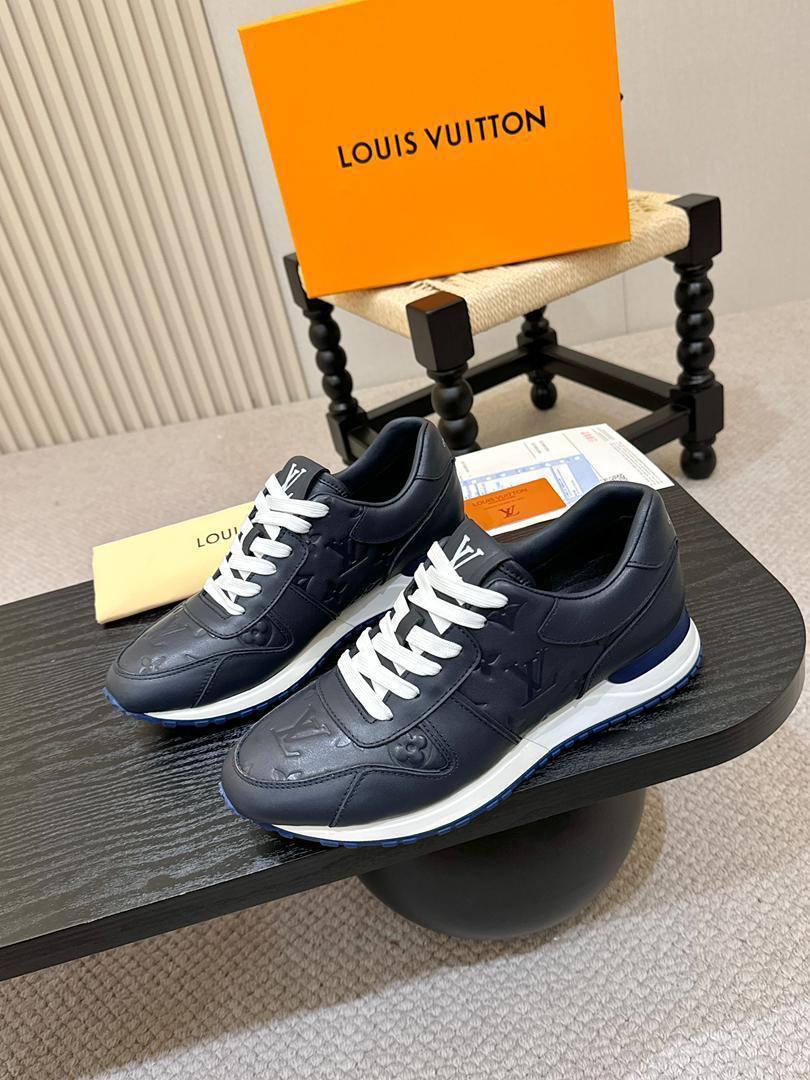 Женская сумка Louis Vuitton Run Away из натуральной кожи